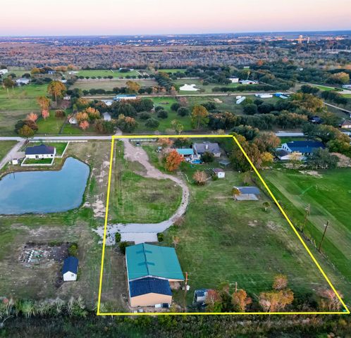 6710 S Mallard Drive, Fulshear, TX 77441