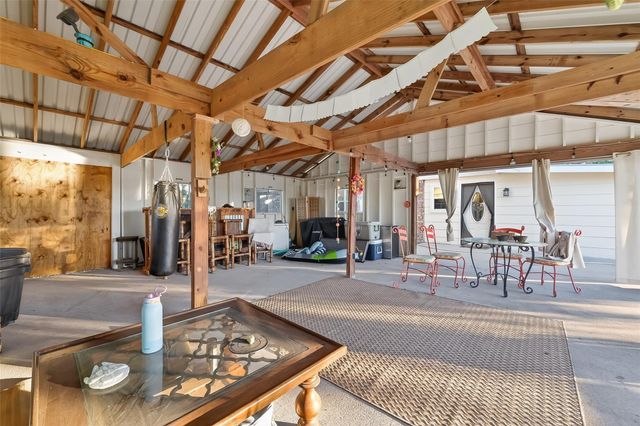 6710 S Mallard Drive, Fulshear, TX 77441