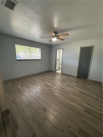 3914 Wagner Lee Dr, Corpus Christi, TX 78418