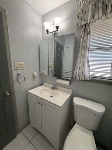 3914 Wagner Lee Dr, Corpus Christi, TX 78418