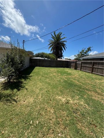 3914 Wagner Lee Dr, Corpus Christi, TX 78418