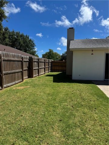 3914 Wagner Lee Dr, Corpus Christi, TX 78418