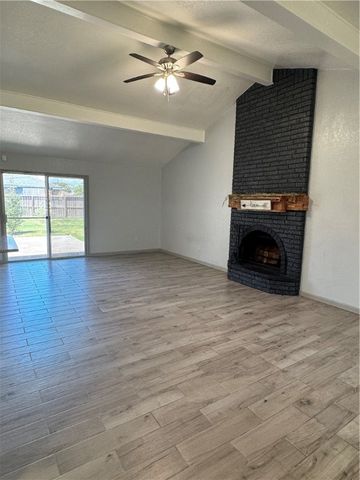 3914 Wagner Lee Dr, Corpus Christi, TX 78418