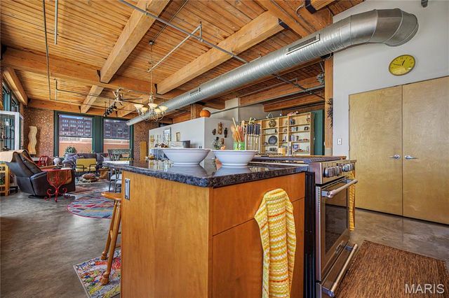 901 Washington Avenue 409, St Louis, MO 63101