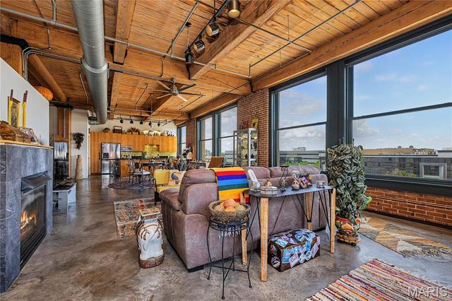 901 Washington Avenue 409, St Louis, MO 63101