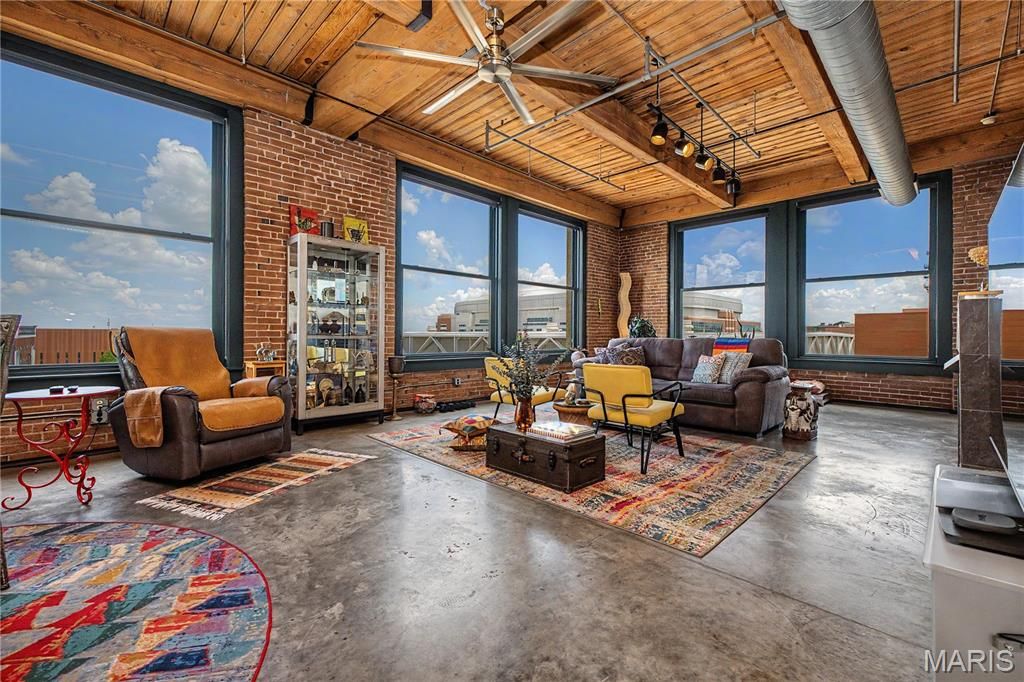 901 Washington Avenue 409, St Louis, MO 63101
