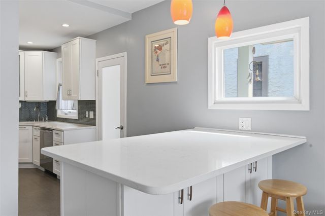 345 W Walnut Street, Long Beach, NY 11561