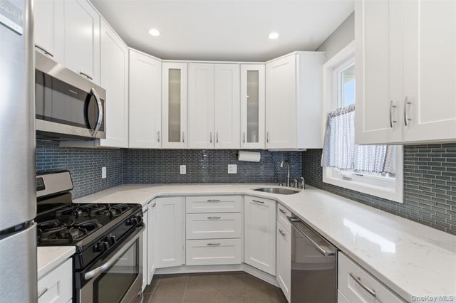 345 W Walnut Street, Long Beach, NY 11561