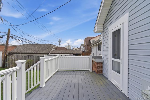 345 W Walnut Street, Long Beach, NY 11561