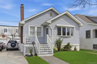 345 W Walnut Street, Long Beach, NY 11561