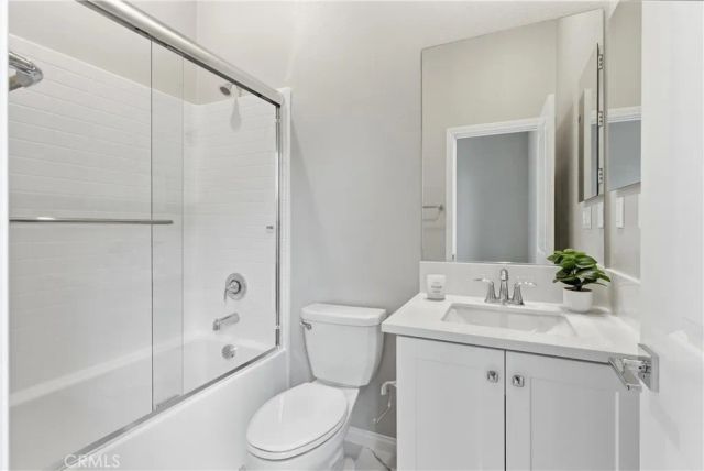 28 Ocaso Street, Rancho Mission Viejo, CA 92694