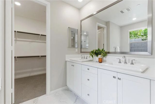 28 Ocaso Street, Rancho Mission Viejo, CA 92694