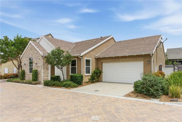 28 Ocaso Street, Rancho Mission Viejo, CA 92694