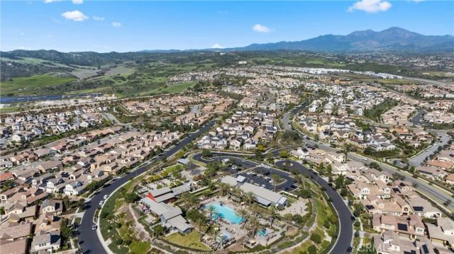 28 Ocaso Street, Rancho Mission Viejo, CA 92694