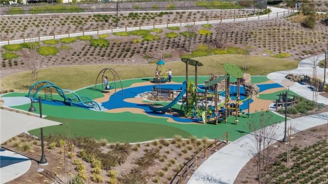 28 Ocaso Street, Rancho Mission Viejo, CA 92694