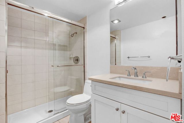 2910 Neilson Way 408, Santa Monica, CA 90405