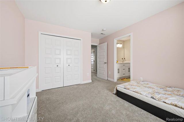 19782 Chase Drive, Macomb Township, MI 48042