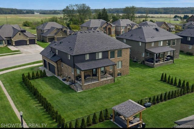 19782 Chase Drive, Macomb Township, MI 48042