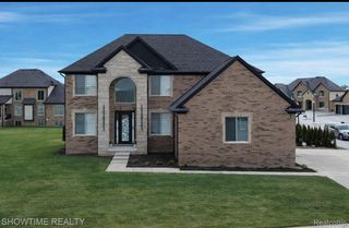 19782 Chase Drive, Macomb Township, MI 48042