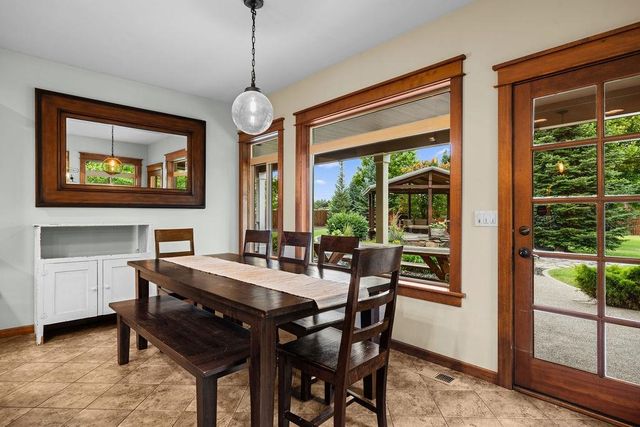 10211 N Moss Ln, Spokane, WA 99208