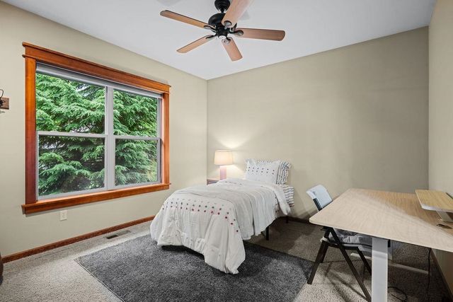 10211 N Moss Ln, Spokane, WA 99208