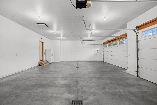 10211 N Moss Ln, Spokane, WA 99208