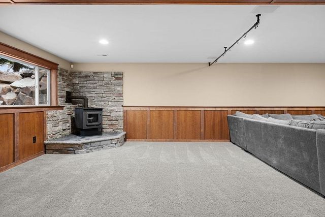 10211 N Moss Ln, Spokane, WA 99208