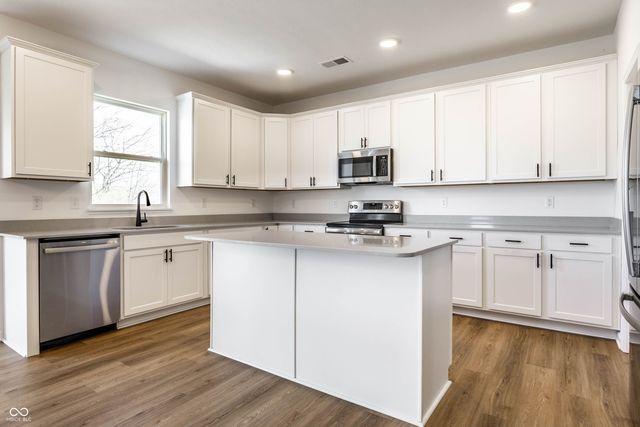 4068 Bozeman Way, Bargersville, IN 46106