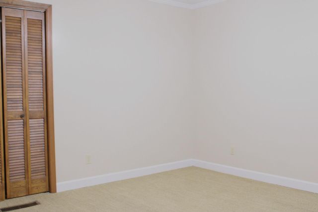 923 S Burnt Mill Road, Lafayette, GA 30728