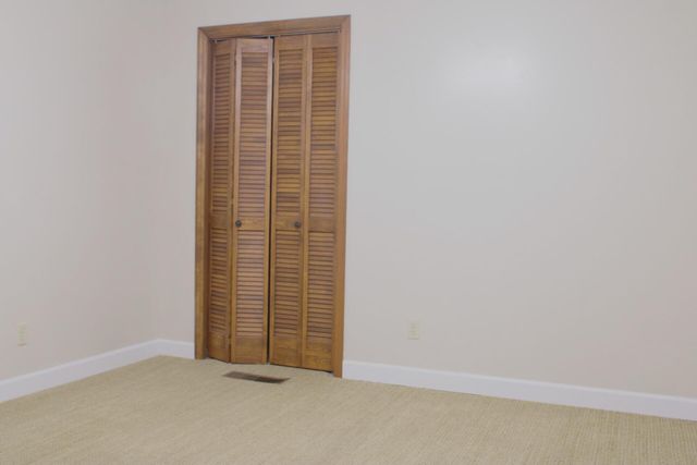 923 S Burnt Mill Road, Lafayette, GA 30728