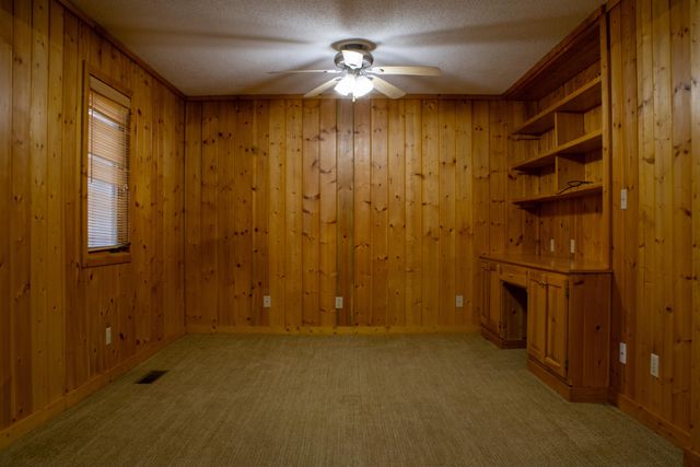 923 S Burnt Mill Road, Lafayette, GA 30728