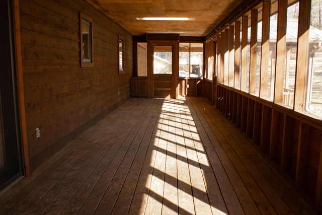 923 S Burnt Mill Road, Lafayette, GA 30728