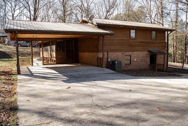 923 S Burnt Mill Road, Lafayette, GA 30728