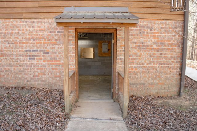 923 S Burnt Mill Road, Lafayette, GA 30728