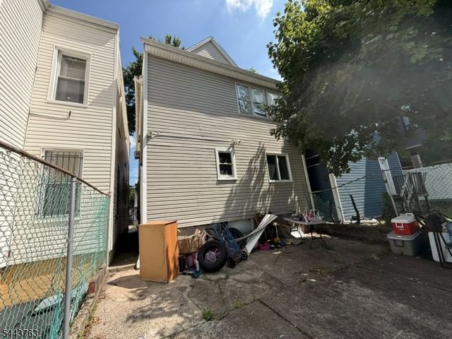 576 13Th Ave, Newark City, NJ 07103