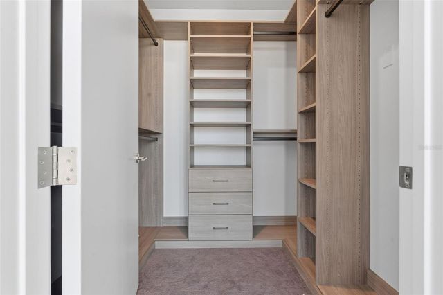 400 CENTRAL AVENUE 1708, St Petersburg, FL 33701