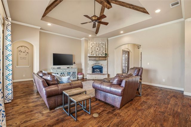 239 Bearclaw Circle, Aledo, TX 76008