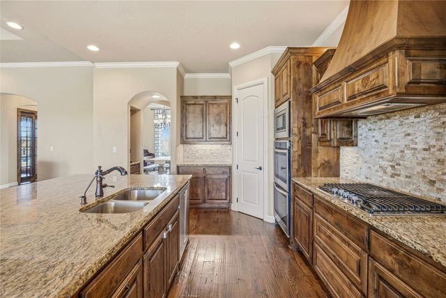 239 Bearclaw Circle, Aledo, TX 76008