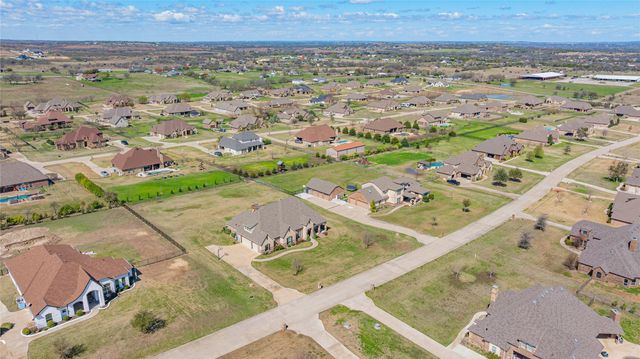 239 Bearclaw Circle, Aledo, TX 76008