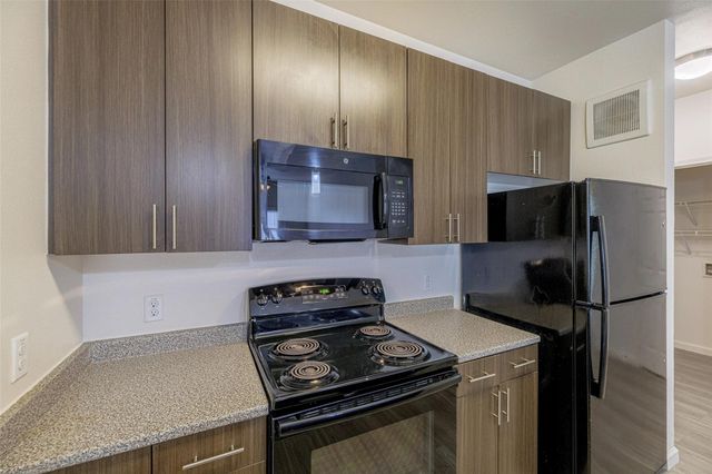 5605 Springdale RD 4-4-4505, Austin, TX 78723