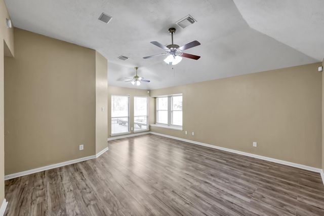 14 Bay Chapel Court, The Woodlands, TX 77385