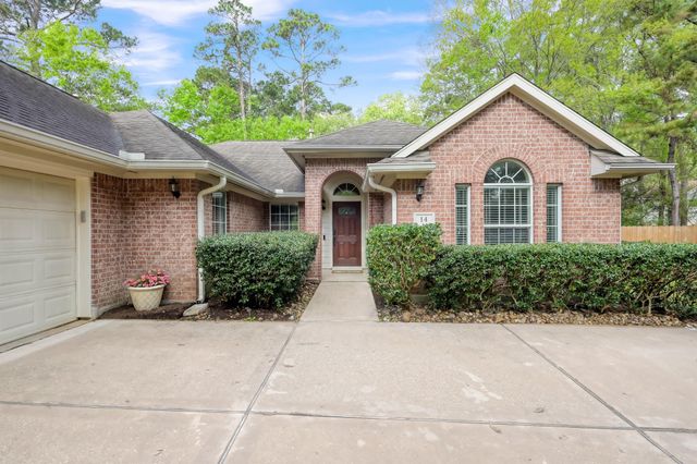 14 Bay Chapel Court, The Woodlands, TX 77385