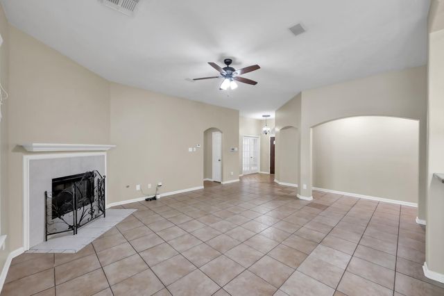 14 Bay Chapel Court, The Woodlands, TX 77385