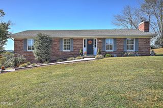186 Woodway Circle, Bluff City, TN 37618