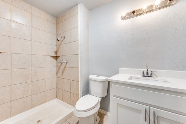 8514 Sikorski Lane, Dallas, TX 75228