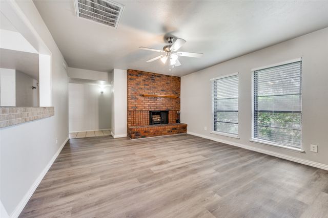 8514 Sikorski Lane, Dallas, TX 75228