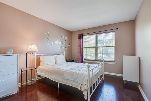 26 Alpine Road, Holmdel, NJ 07733