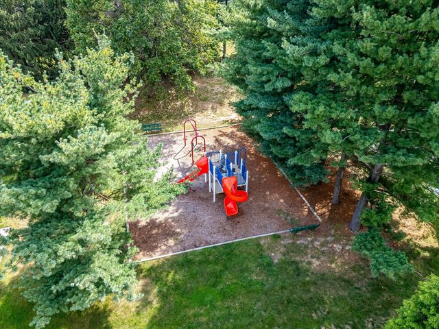 26 Alpine Road, Holmdel, NJ 07733