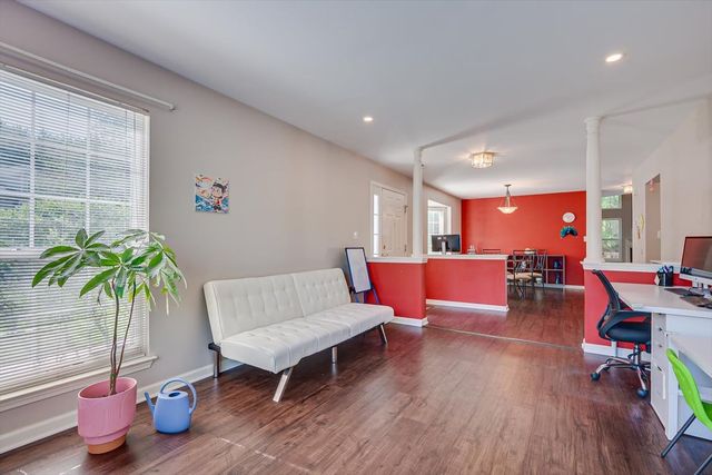 26 Alpine Road, Holmdel, NJ 07733