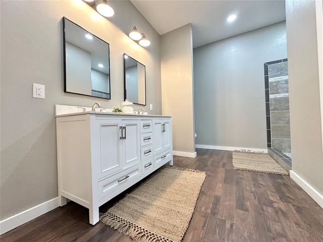 420 W Forest Boulevard, Mcloud, OK 74851